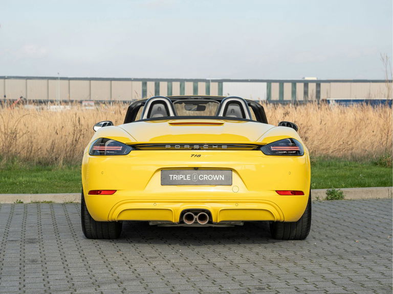 Porsche 718 Boxster T