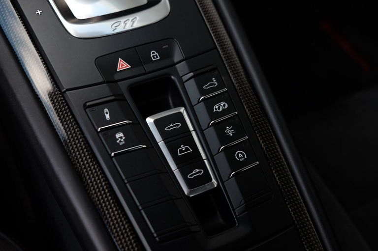 Porsche 991.2 Carrera GTS