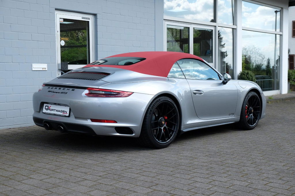 Porsche 991.2 Carrera GTS