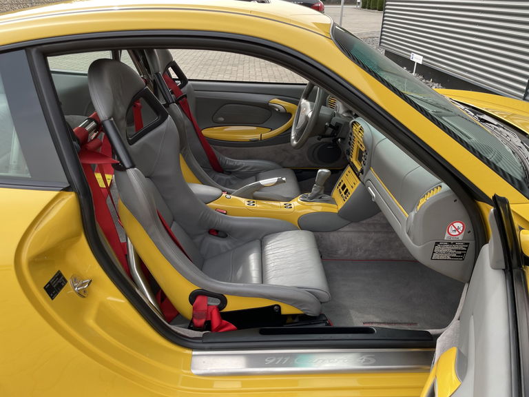 Porsche 996 Carrera 4S