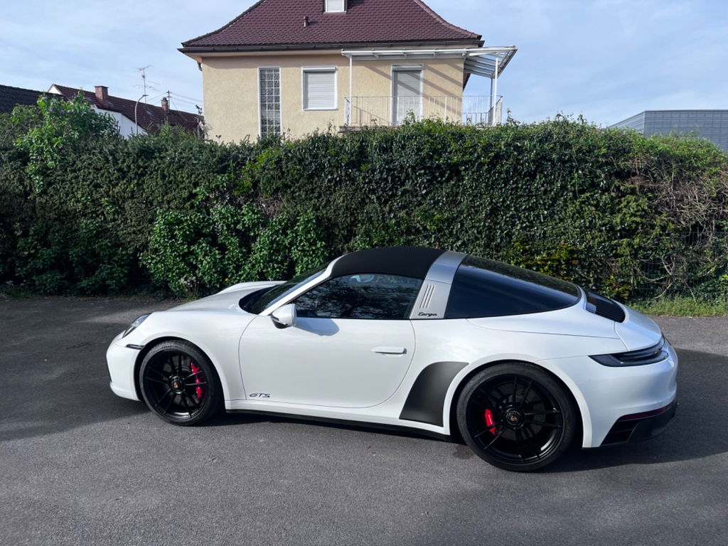 Porsche 992 Targa 4 GTS