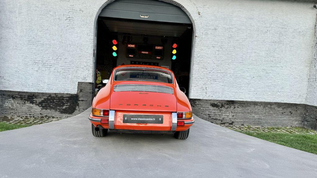 Porsche 911 T