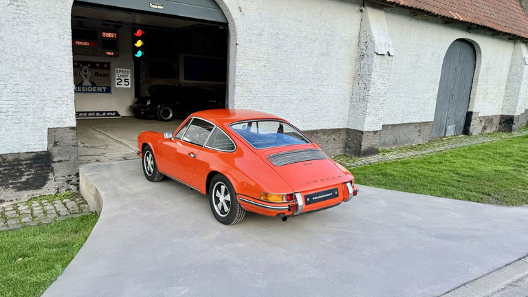 Porsche 911 T