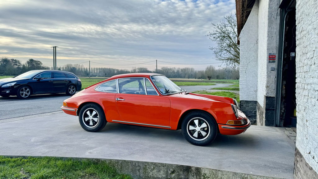 Porsche 911 T