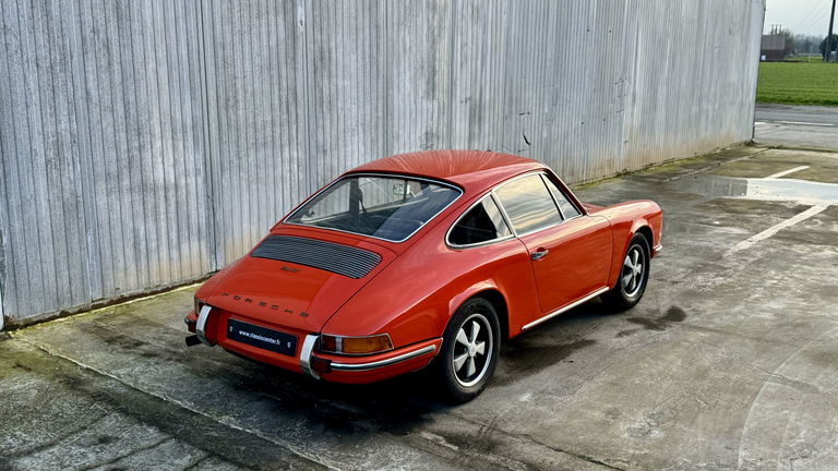 Porsche 911 T