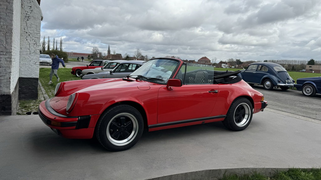 Porsche 911 Carrera 3.2