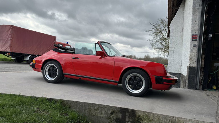 Porsche 911 Carrera 3.2