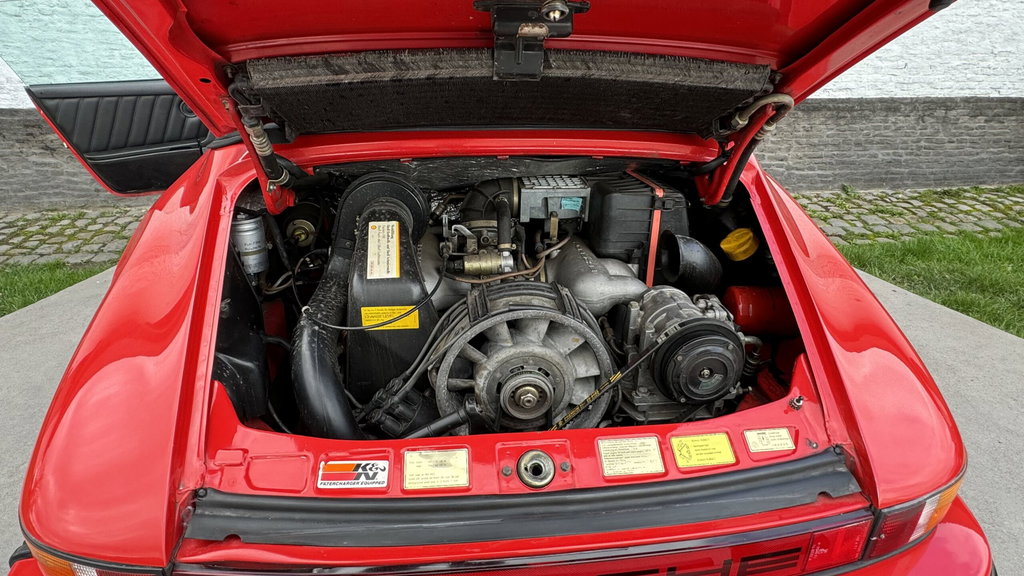 Porsche 911 Carrera 3.2