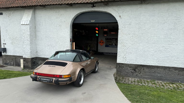 Porsche 911 Carrera 3.2