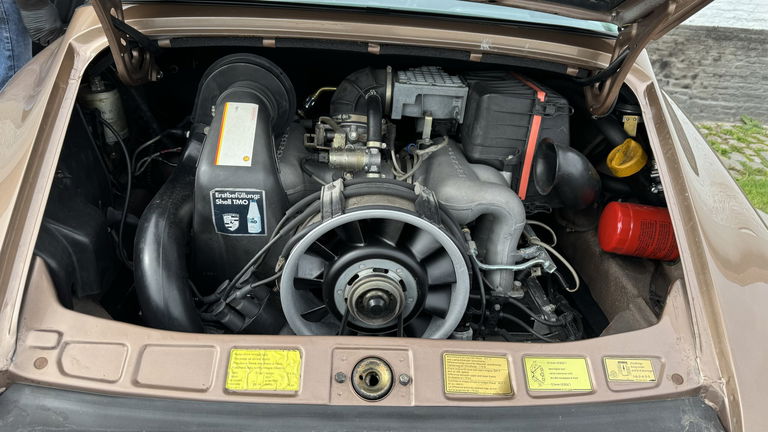 Porsche 911 Carrera 3.2