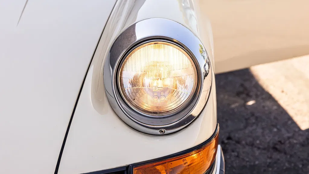 Porsche 911 S (F-Modell)