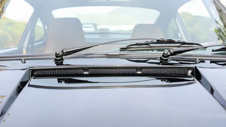 Porsche 911 Carrera (US)