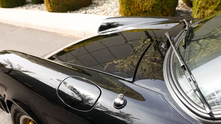 Porsche 911 Carrera (US)