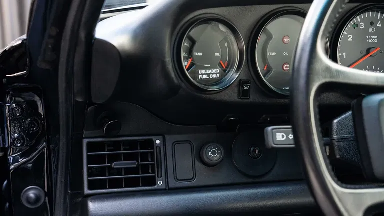 Porsche 911 Turbo 3.3 (US)