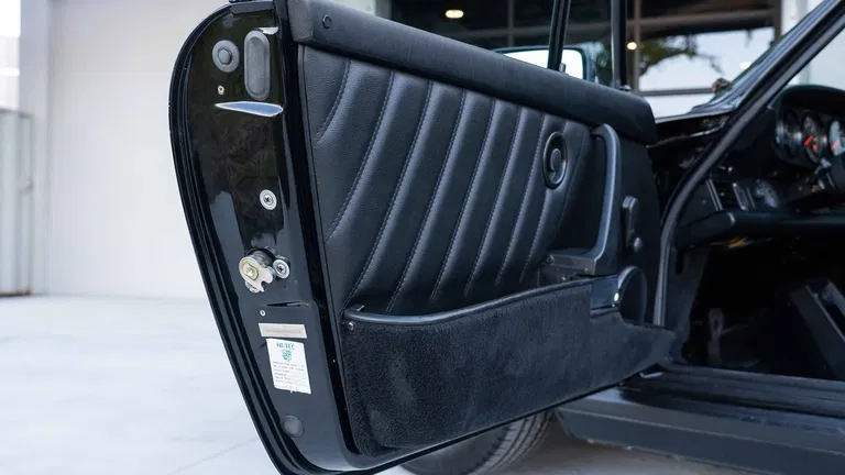 Porsche 911 Carrera 3.2 Clubsport (US)