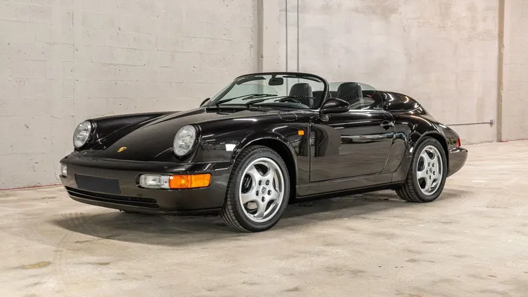 Porsche 964 Carrera 2 Speedster