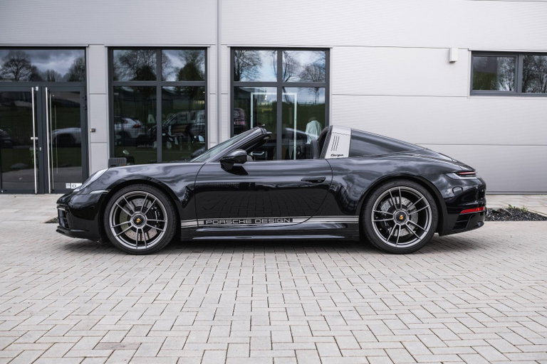 Porsche 992 Edition 50 Jahre Porsche Design