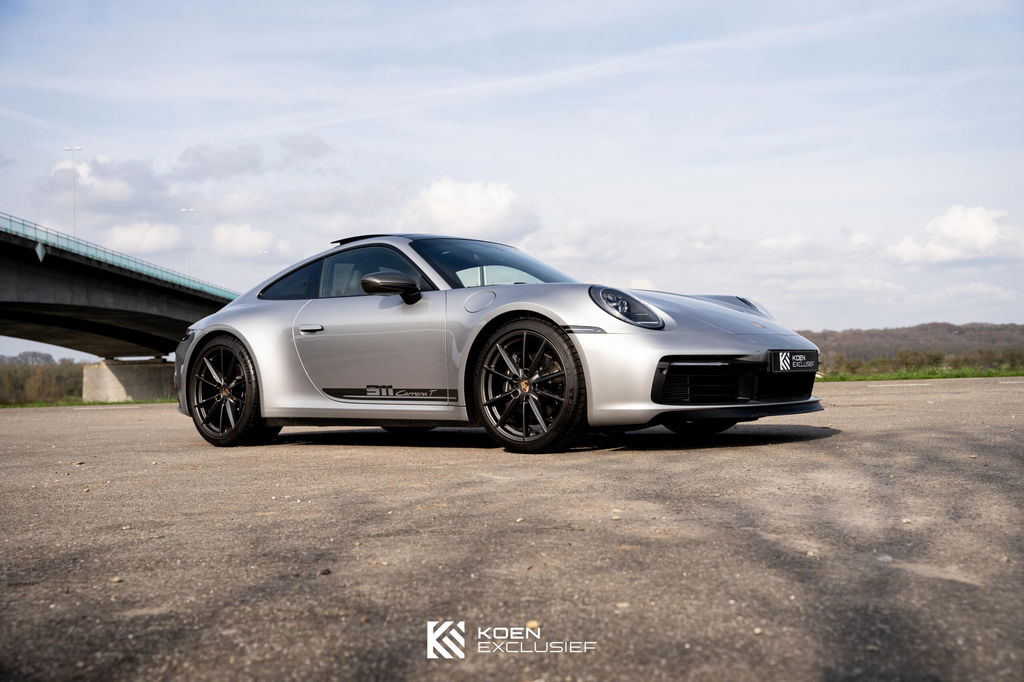 Porsche 992 Carrera T