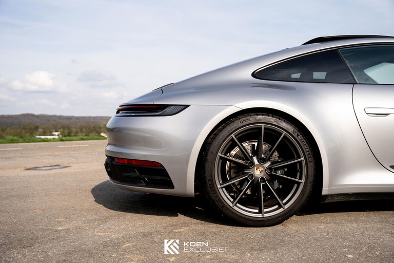 Porsche 992 Carrera T