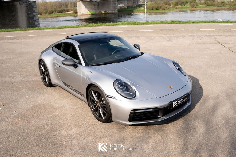 Porsche 992 Carrera T