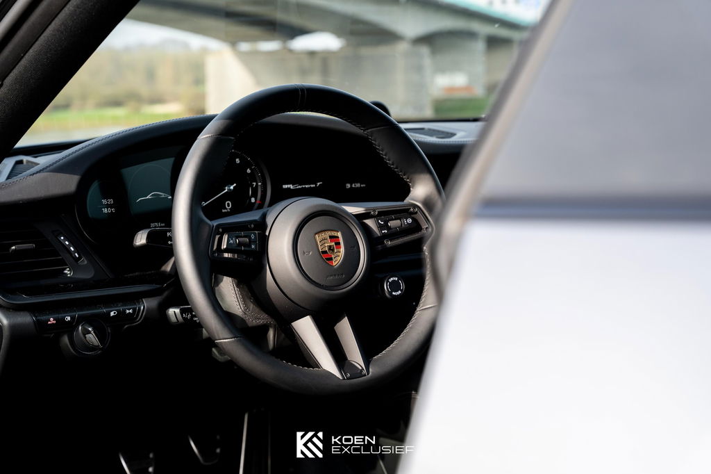 Porsche 992 Carrera T