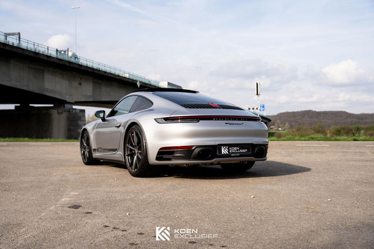 Porsche 992 Carrera T