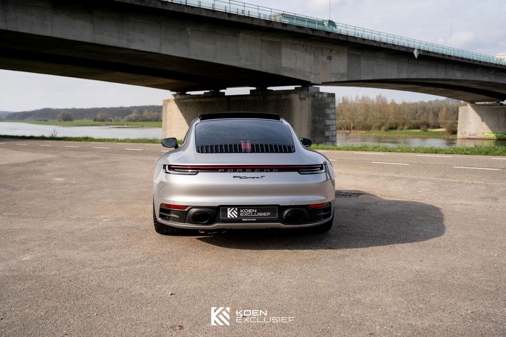 Porsche 992 Carrera T