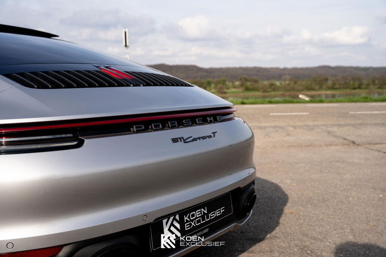 Porsche 992 Carrera T