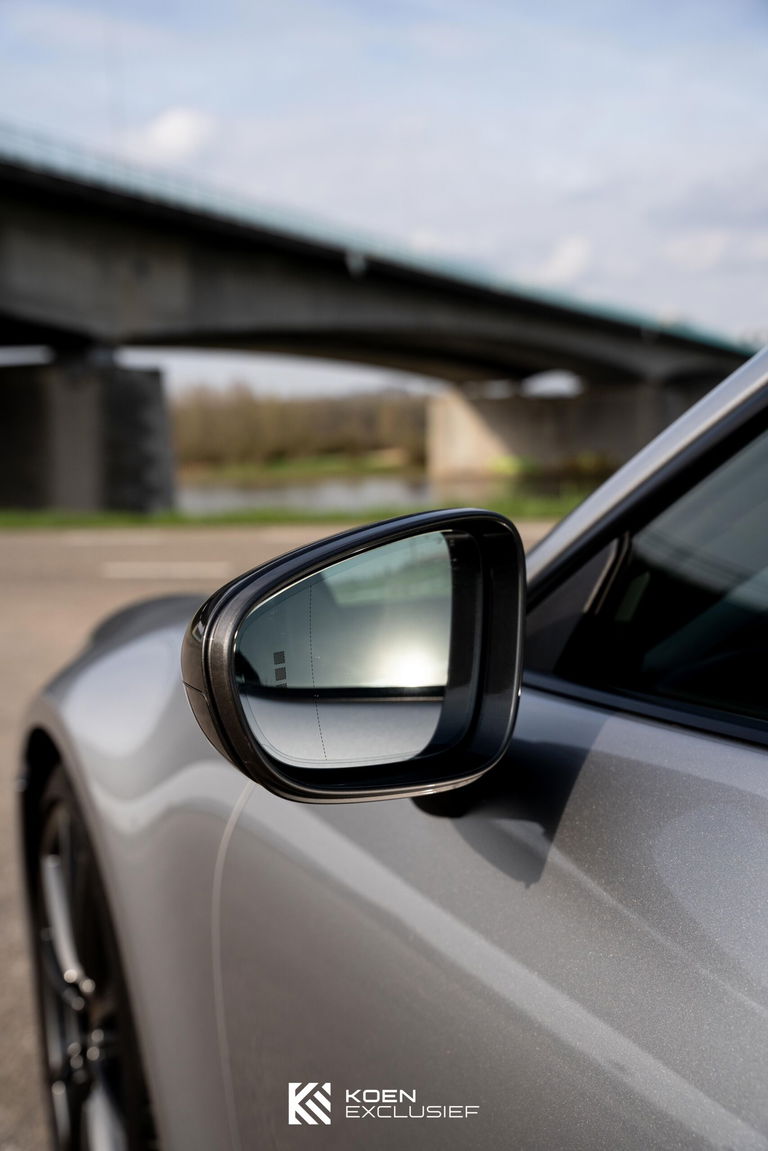 Porsche 992 Carrera T