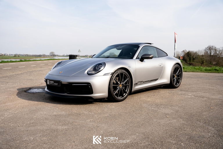 Porsche 992 Carrera T