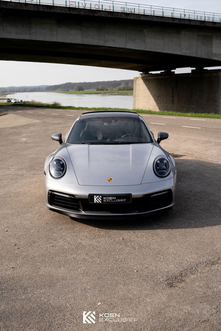 Porsche 992 Carrera T