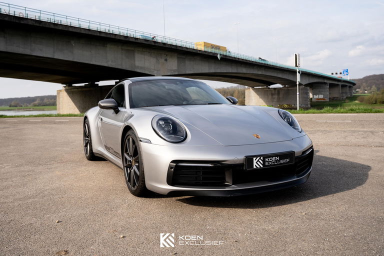 Porsche 992 Carrera T