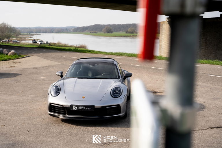 Porsche 992 Carrera T