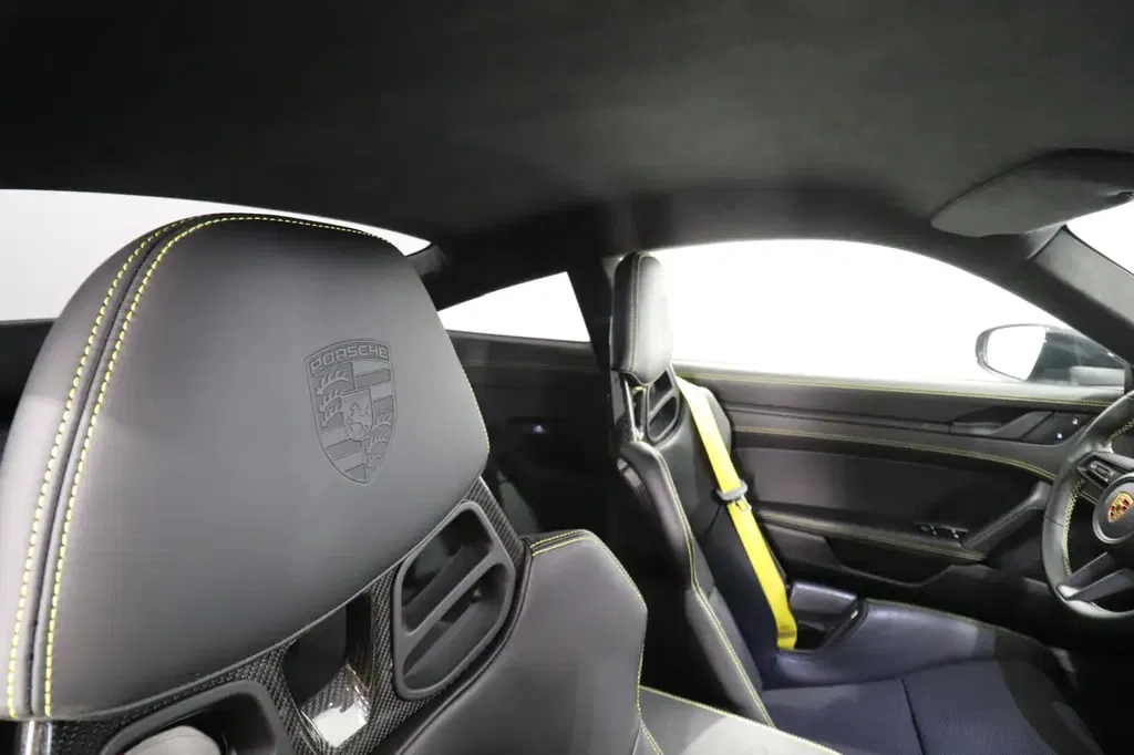 Porsche 992 GT3 Touring