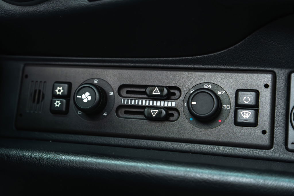 Porsche 993 Carrera 4