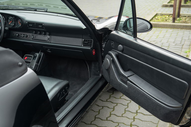 Porsche 993 Carrera 4
