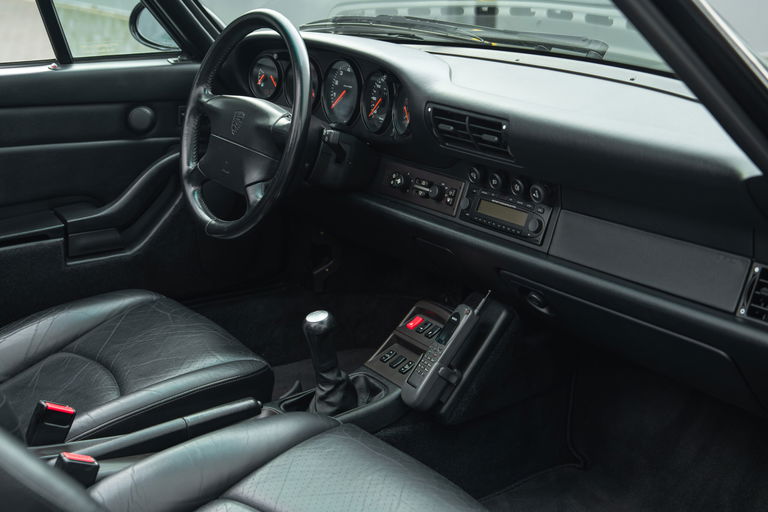 Porsche 993 Carrera 4