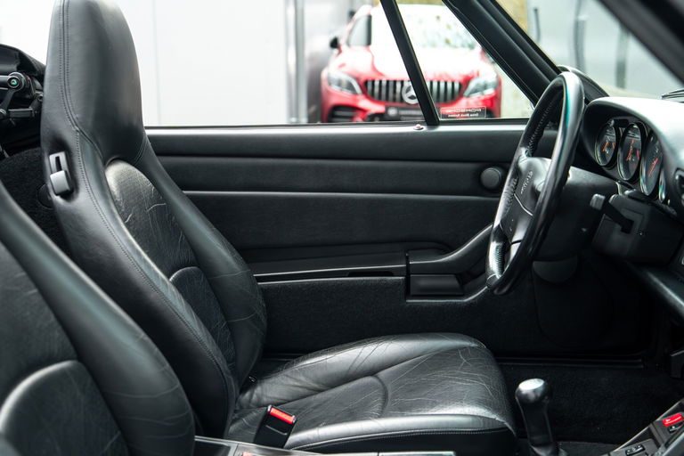 Porsche 993 Carrera 4