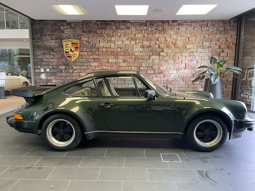 Porsche 911 Turbo 3.3