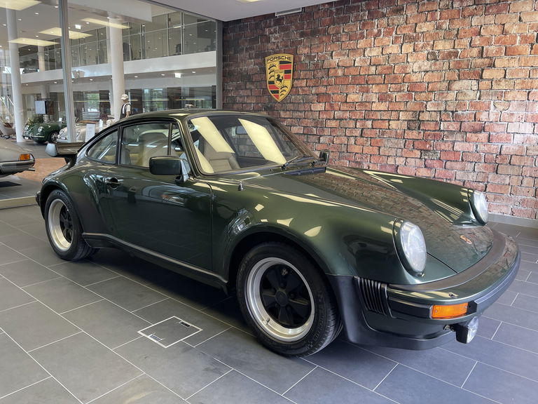 Porsche 911 Turbo 3.3