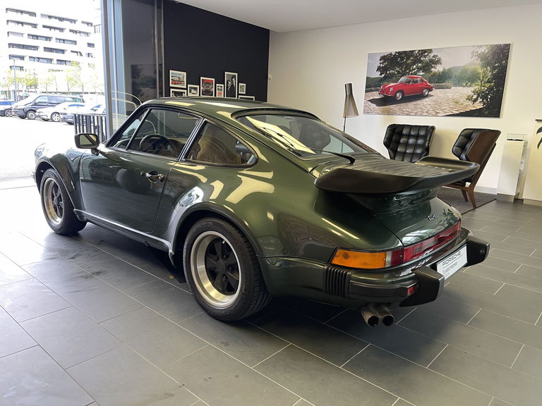 Porsche 911 Turbo 3.3