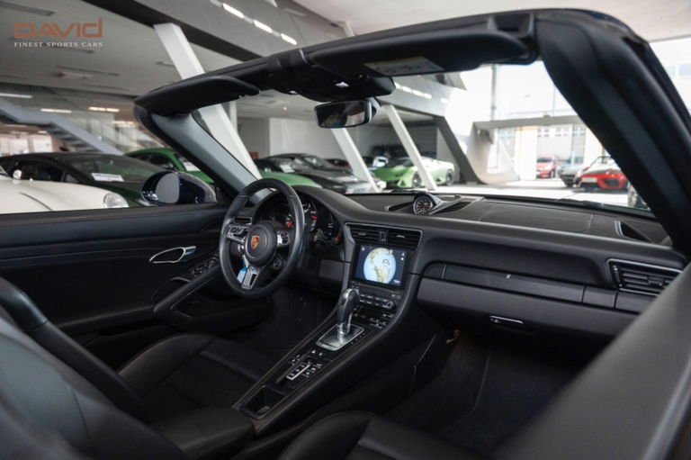 Porsche 991.2 Carrera GTS