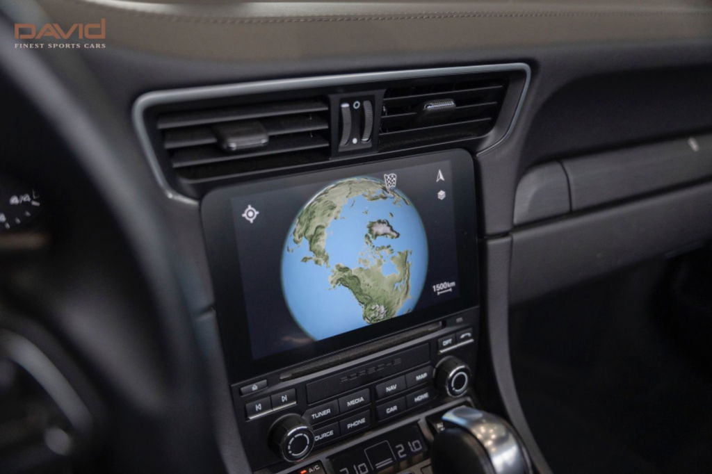 Porsche 991.2 Carrera GTS