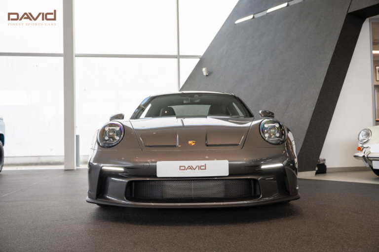 Porsche 992 GT3 Touring