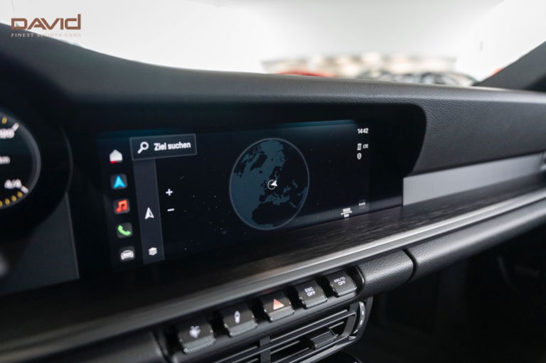 Porsche 992 GT3 Touring