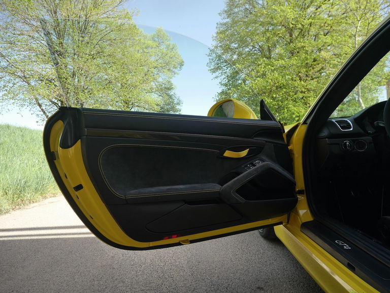 Porsche 981 Cayman GT4