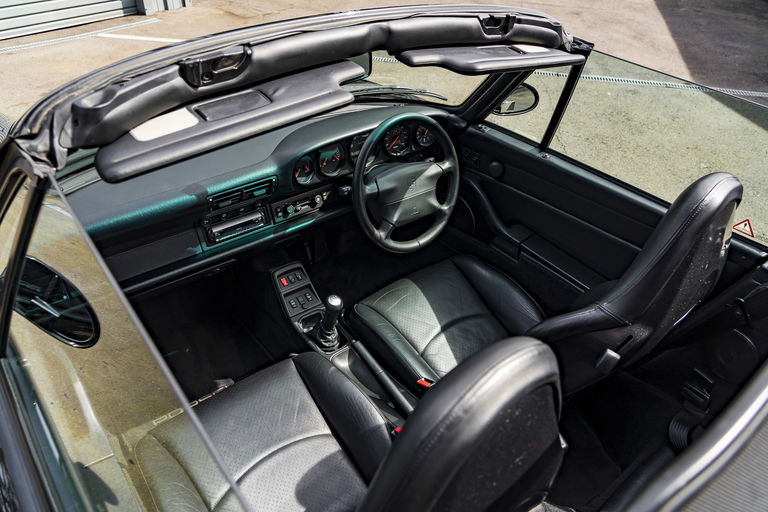 Porsche 993 Carrera 4