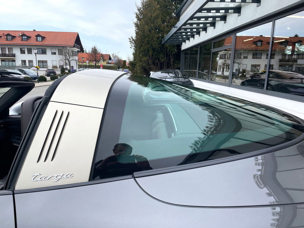 Porsche 991.2 Targa 4 GTS Exclusive Manufaktur Edition