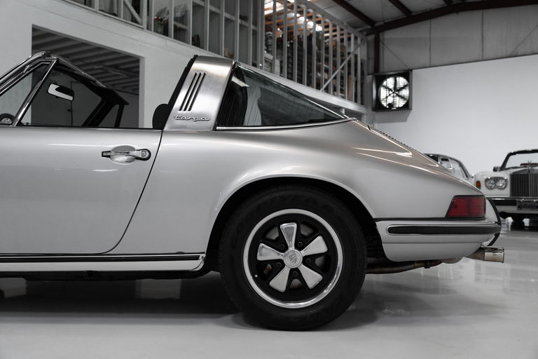 Porsche 911 T