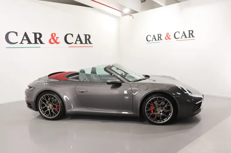 Porsche 992 Carrera 4S